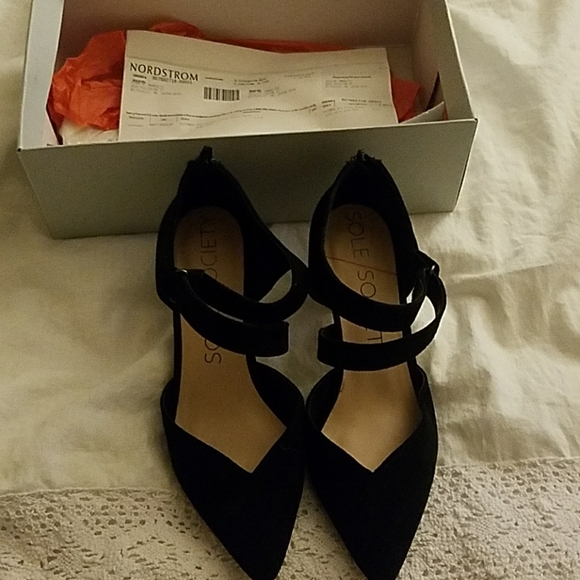 Sole Society Black Heels - Picture 3 of 6